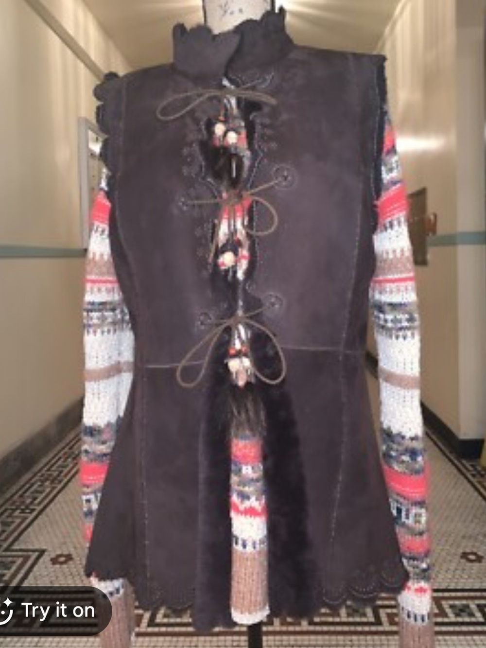 Vintage Dennis Basso,Chocolate Brown Lambskin Leather w/Shearling Vest size 4
